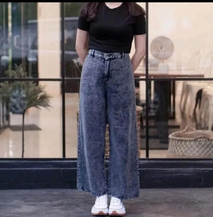 CELANA JEANS WANITA MOZZA KULOT // KULOT JEANS MOZZA HIGHWAIST. Panjang Karet Nyaman Loose Hitam
