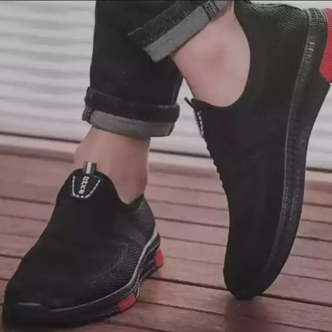 Shoestea. Promo Sepatu Slip On ONK Pria Sepatu pria Kasual Terbaru