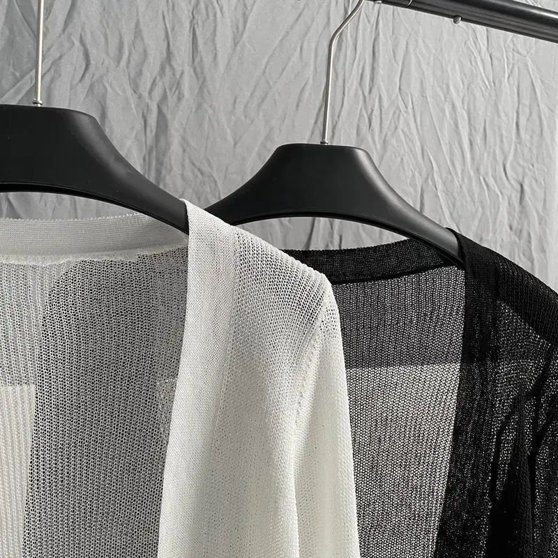 Áo Khoác Cardigan Dệt Kim Lụa Lạnh Mỏng Khăn Choàng Chống Nắng, Trang Phục Mùa Hè Cho Nữ, Phong Cách Hàn Quốc, Dáng Rộng Vừa Vặn, Áo Ngắn Màu Đen, Thời Trang 4