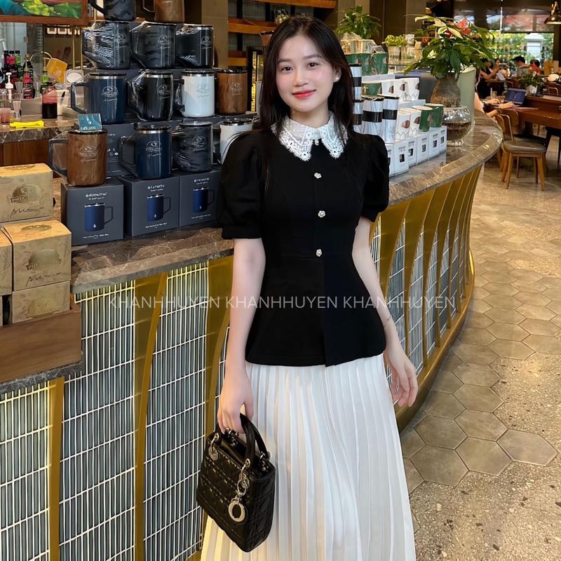 Set áo đen cổ ren phối chân váy xếp ly thiết kế thanh lịch nữ