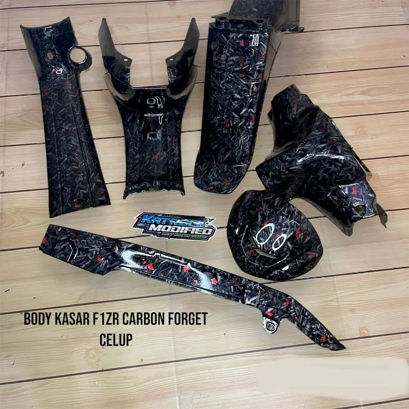 BODY KASAR FIZ R / F1ZR VEGA LAMA CARBON BODY MOTOR FIZ R CARBON CELUP WFORD BIRU ,VISOR ,TUTUP RANTAI ,SELEBOR BELAKANG ,BATOK KEPALA, COVER LEGSIL, COVER BAWAH JOK, SPAKBOR BELAKANG COPY KEVLAR FORGET pnp fiz r 0