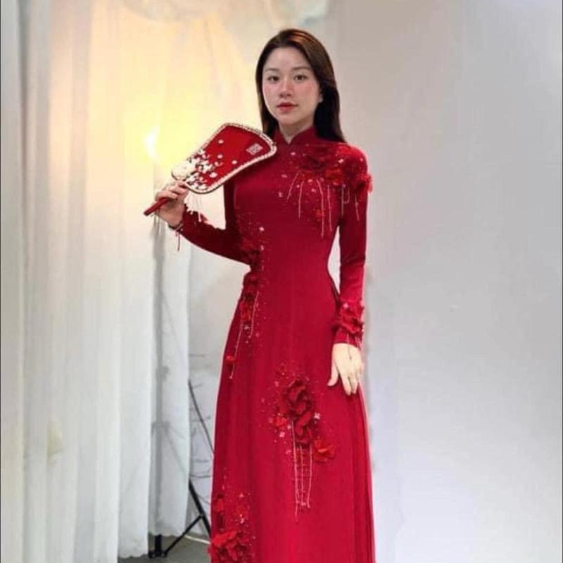 Áo dài dâu phối hoa thủ công , đính kết tỉ mỉ , mặc ngày cưới , lẽ ăn hỏi , lễ cưới, thời trang nữ ,..,.( áo + quần )