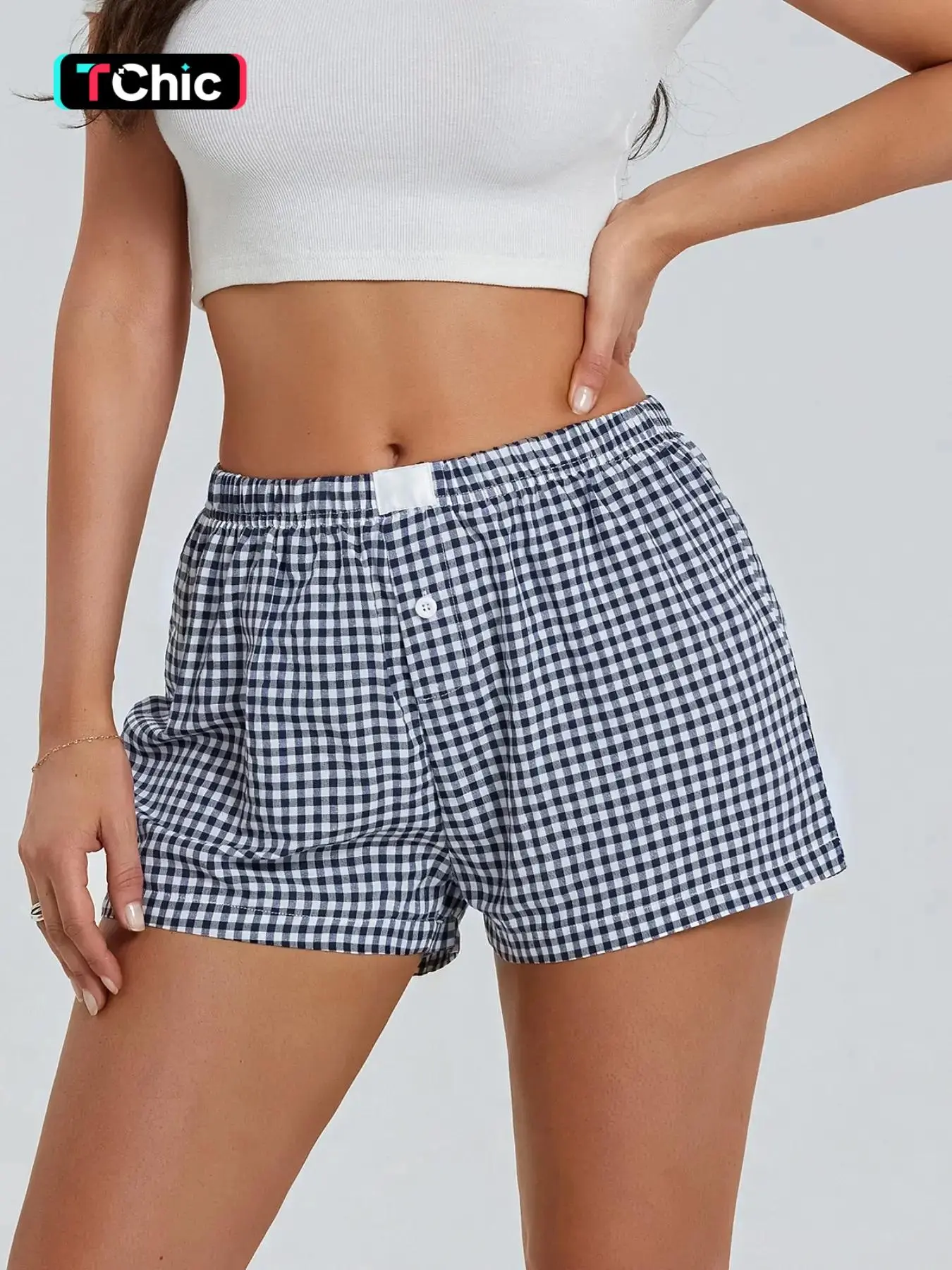 Women's Plaid Print Button Patched Straight Leg Shorts, Casual Comfy Elastic Waist Shorts for Summer, Fashion Women's Bottoms for Daily Wear, Shorts for Women, Women's Shorts