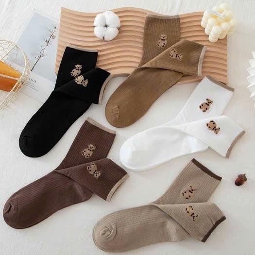 Product Introduction of Combo 10 đôi tất Unisex cổ cao Gấu Nâu chất cotton tăm mềm mại thoáng khí giúp cho bàn chân luôn khô thoáng không gây mùi ( có tách lẻ 5 đôi) Nam Menswear 9