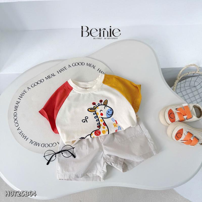  Set bộ ngắn cotton Hươu vui vẻ sắc màu bé trai kèm quần short đùi kaki 1 đến 7 tuổi BERNIE H0725B64 