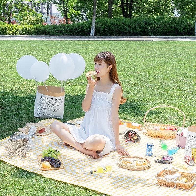 [Chất Lượng Cao] Thảm Picnic, Bạt Trải Dã Ngoại Chính Hãng , Chống Nước, Nhiều Màu Da Kích Thước Có Túi Gấp Gọn Camping 6