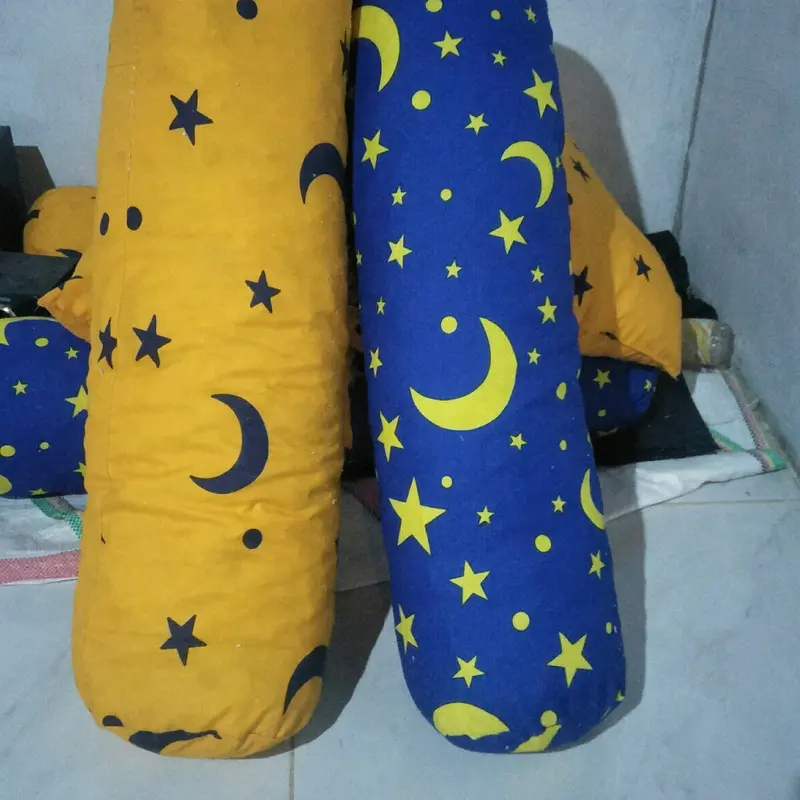 1set bantal dan guling-1set bantal dan guling motif-1set bantal dan guling murah-1set bantal&guling terlaris 1set bantal dan guling cantik dll Busa Katun 2