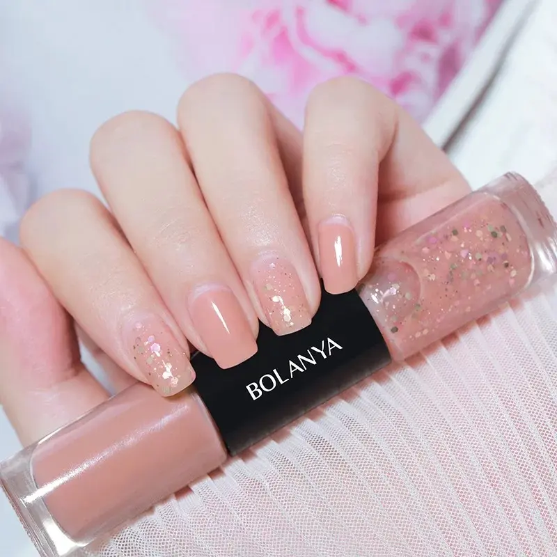 ยาทาเล็บทูเวย์ มี 2 สี ในแท่งเดียวสีทาเล็บ สีทาพร้อมสีกริตเตอร์ สีสวยมีทั้งหมด36สี