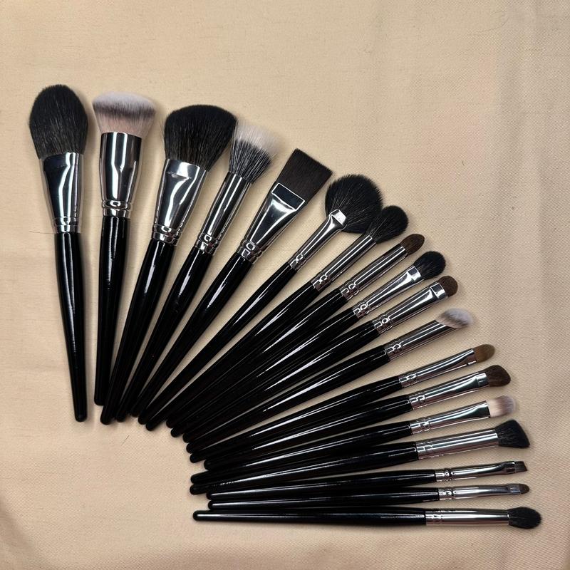 Bộ cọ 18 cây makeup chuyên nghiệp dreamer umi lông thú