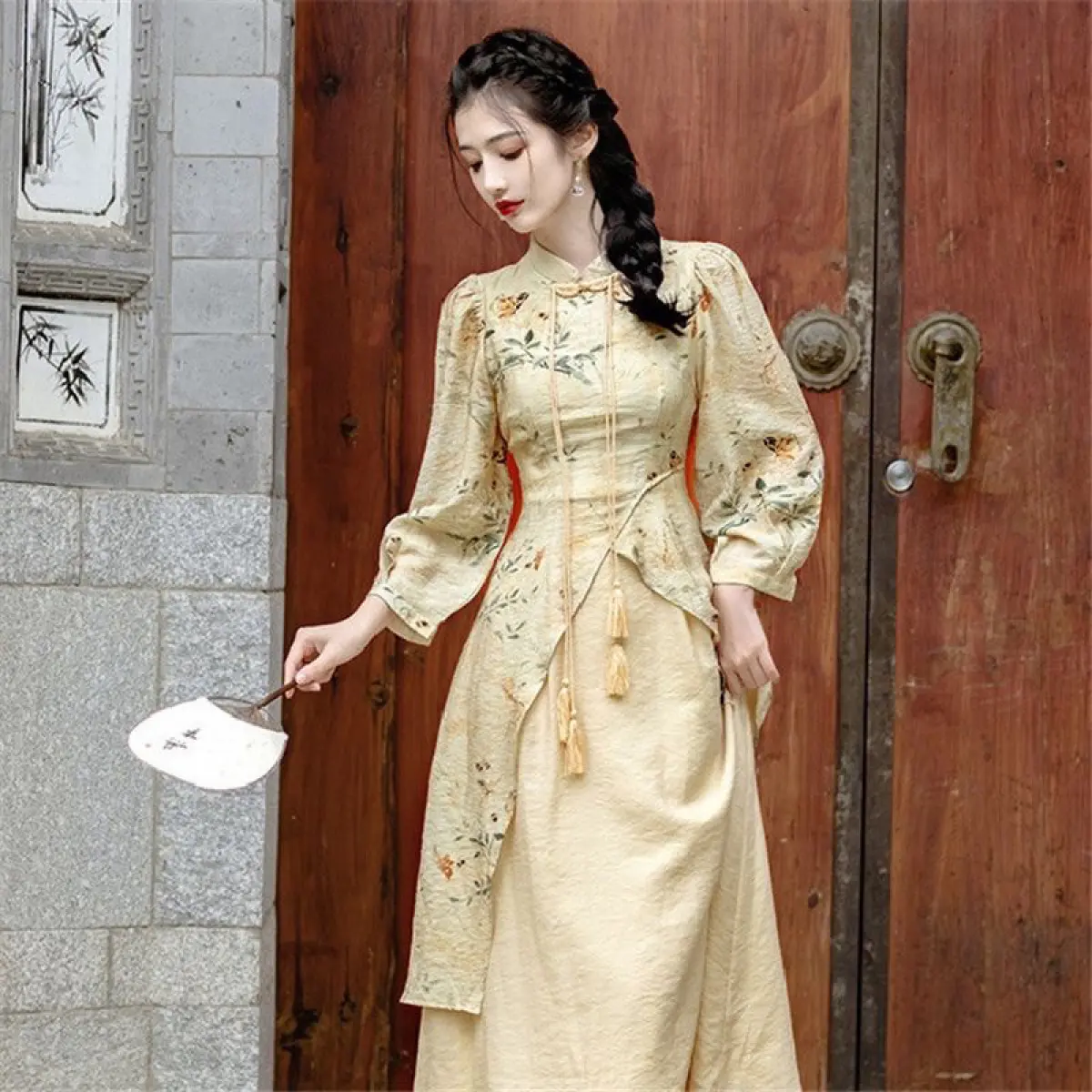Fashionable new Chinese style buckle cheongsam dress, women's spring and autumn clothing, new Chinese style retro improved version dress, waist cinched long skirt, chic and elegant fake two-piece printed dress