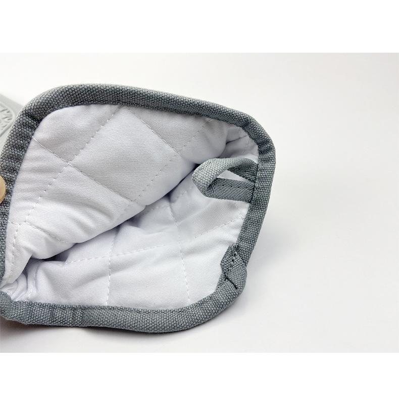 Product Introduction of Silicone Heat Insulation Oven Gloves Microwave Oven High Temperature Resistant Thickened Kitchen Insulation Gloves Honeycomb Mat Handbag 6-Piece Set 30