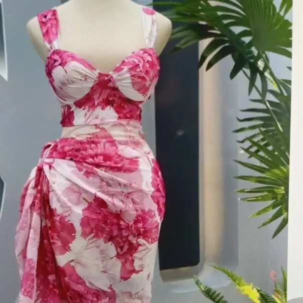 Size (M-L) BIKINI ĐỒ BƠI 3 CHI TIẾT ÁO GỌNG TAY VUÔNG KÈM KHĂN MẪU ĐƠN HỒNG 368