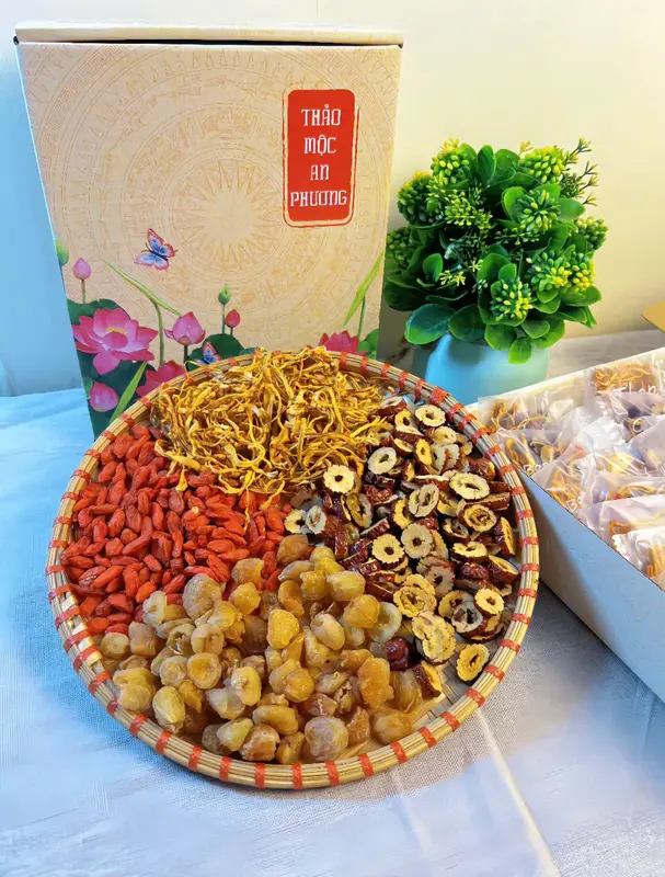 [MUA 1 TẶNG 3] Mua Hộp 30 Gói Trà Đông Trùng Tú Vị Tặng Thêm 1 Bình Giữ Nhiệt, Tặng Kèm Thêm 5 Gói Lẻ, Tặng 1 Gói Đường 8