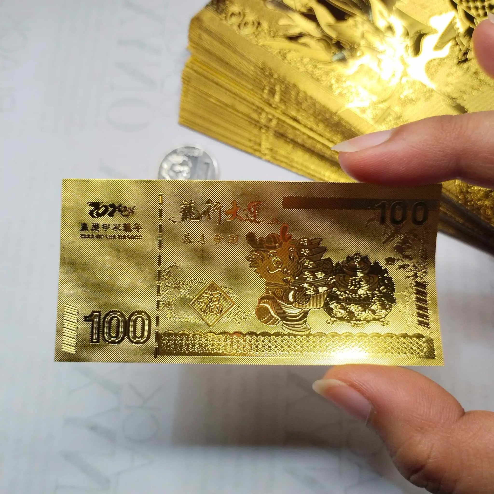 BUENASUERTE Mini Dragon Golden Foil Dollar for Cellphone & Small Wallet - Year of the Dragon Edition