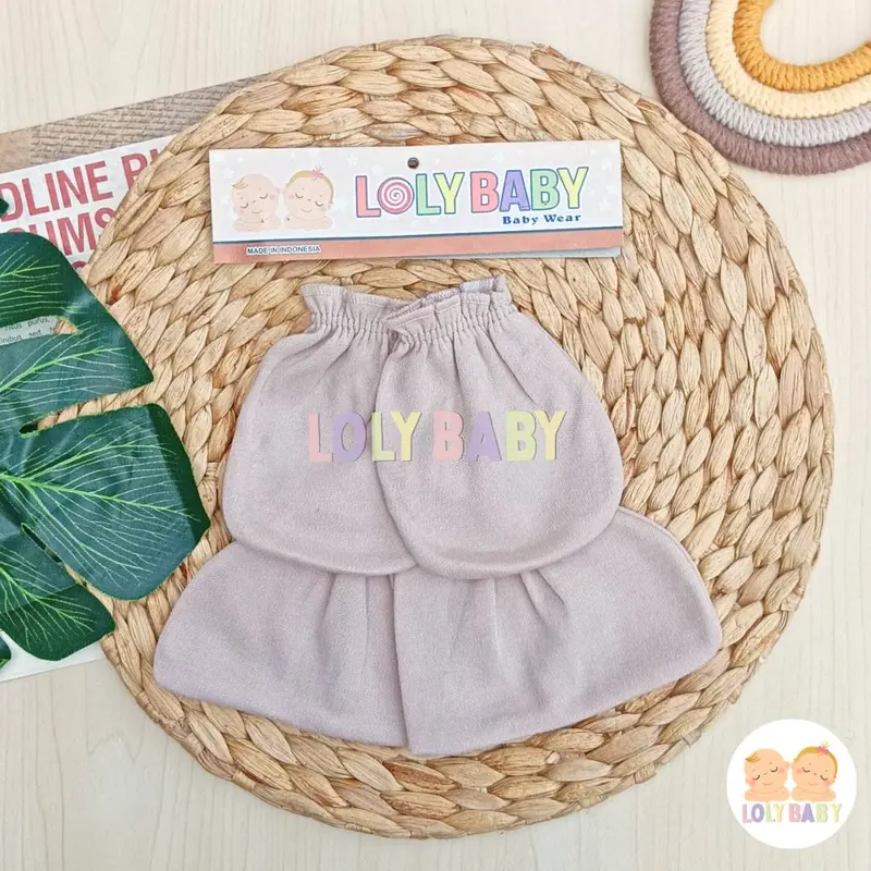 3 Set / 3 Bungkus Sarung Tangan Bayi Dan Sarung Kaki Bayi SERIAN COKLAT SUSU Merk LOLY BABY 3