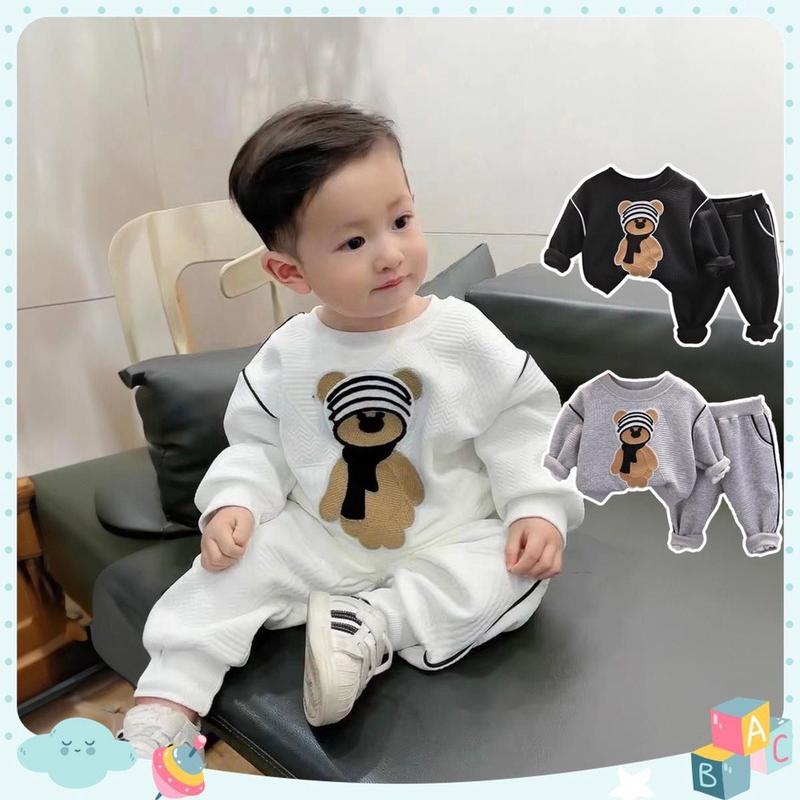 BỘ QUẦN ÁO DÀI TAY GẤU MÙA ĐÔNG CHẤT NỈ XỐP TÀU DÀY DẶN CHO BÉ 8-18KG