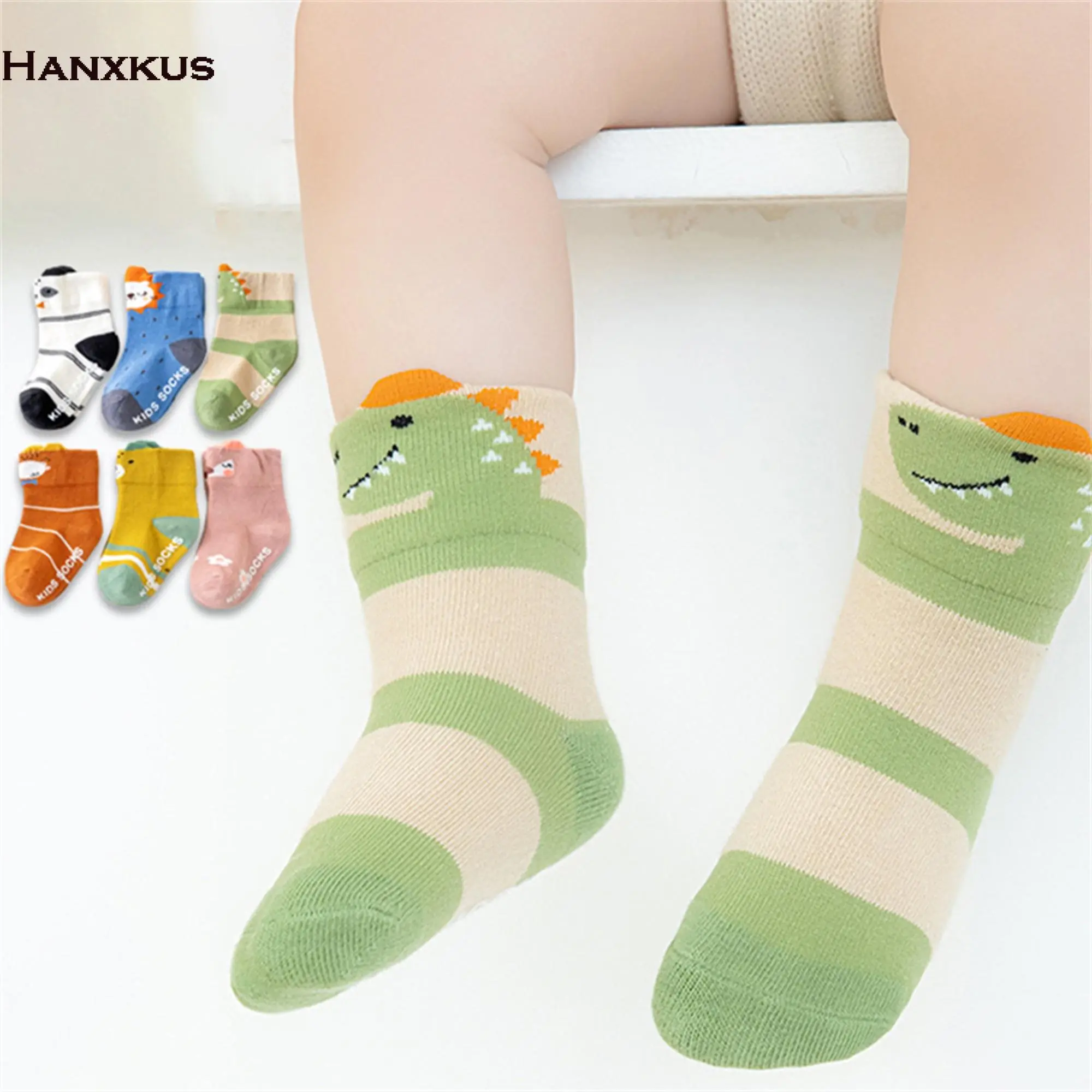 Boys and girls mid-tube socks Cute animal print cotton socks with gripper Suitable for infants and babies Soft fabric