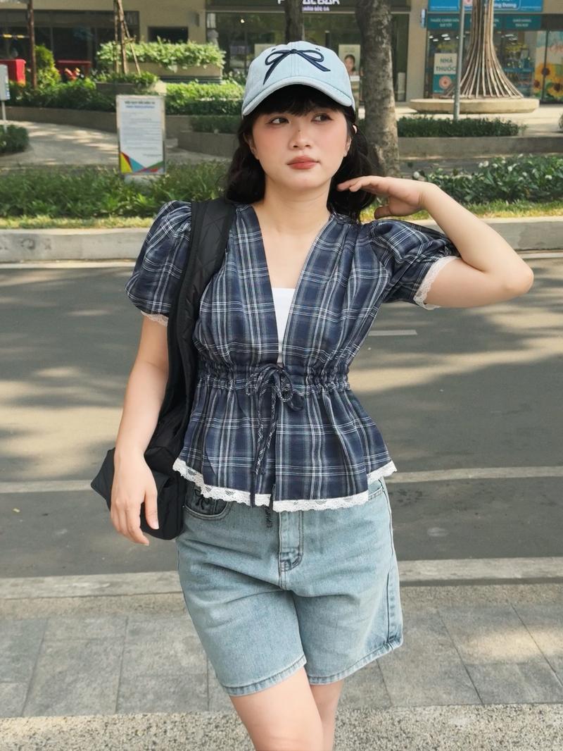 Product Introduction of [Mở bán] Puffy Love Babydoll - Áo Thiết Kế Babydoll Caro Tay Phồng Dáng Xoè che khuyết điểm 5