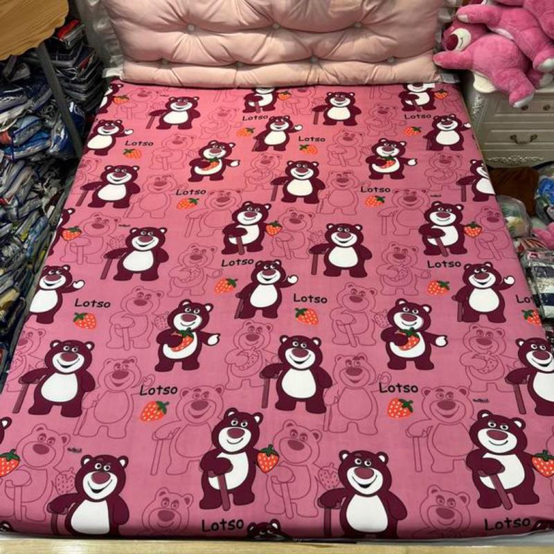 Áo bọc 2 mặt nệm có khóa mẫu GÂU DÂU HỒNG