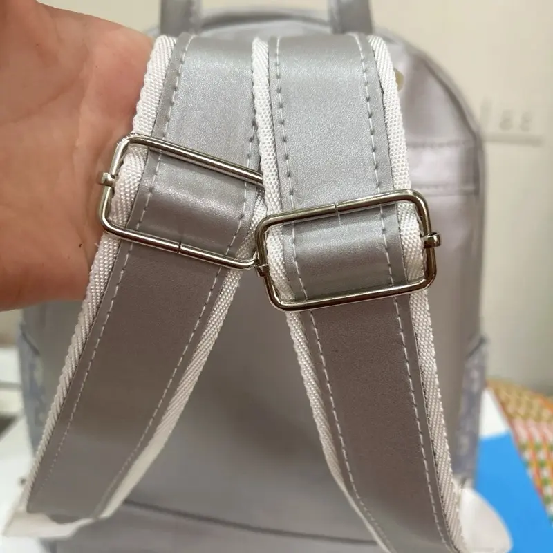 Balo dạ mix da sz40 + tặng kèm quà. Đựng được atlat, laptop,a4, hồ sơ, sách vở đi học. Đi chơi 1