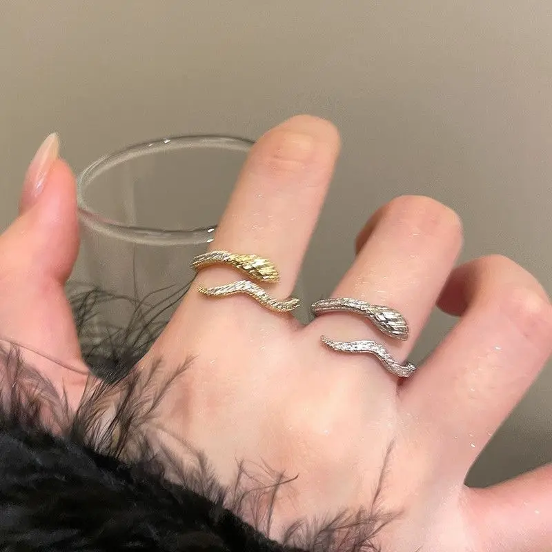 Personality, serpentine, zircon, open ring, female niche design, high sense, index finger ring, cold wind, versatile ring, trendy and versatile.