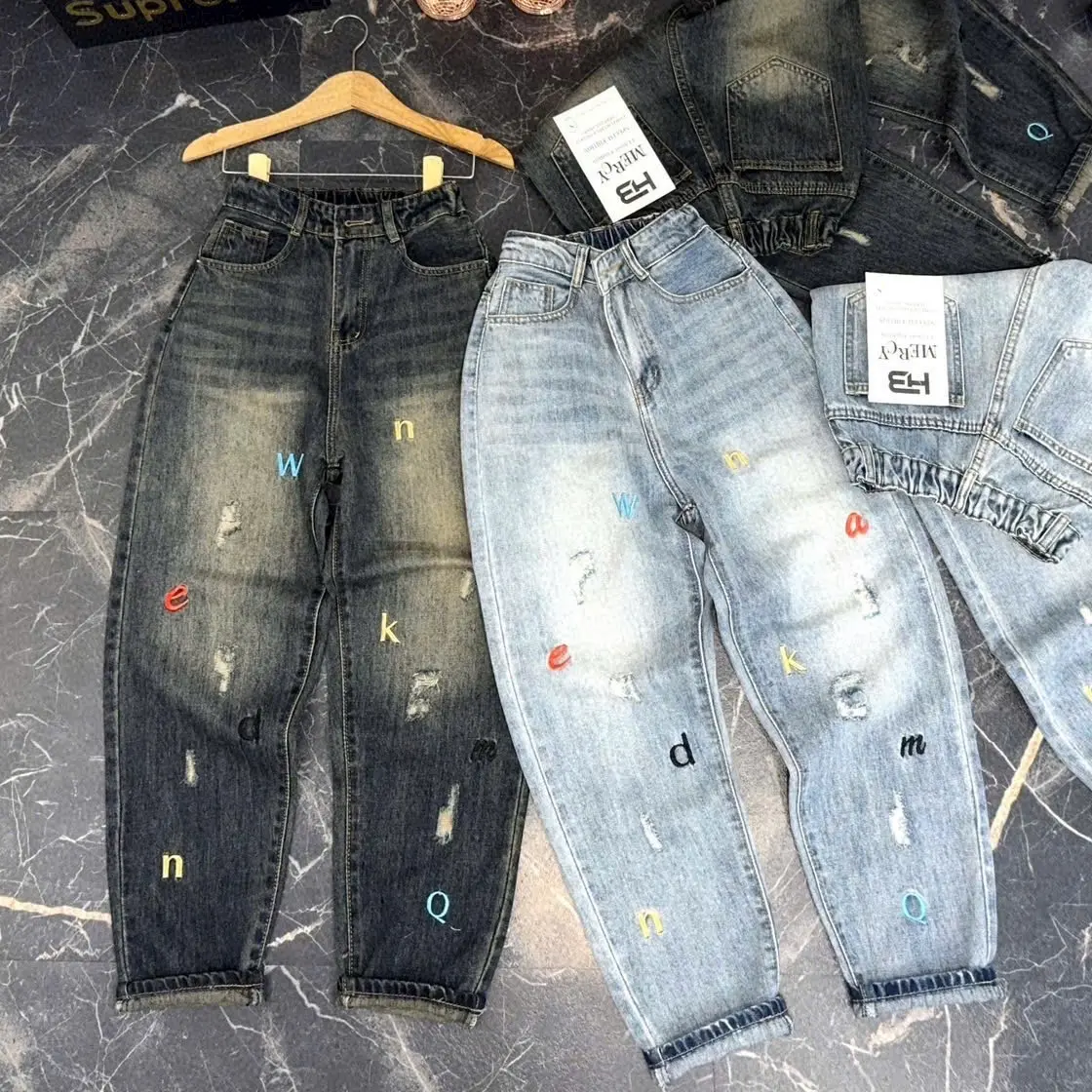 Quần Baggy lưng chun đính chữ màu siêu xinh QC