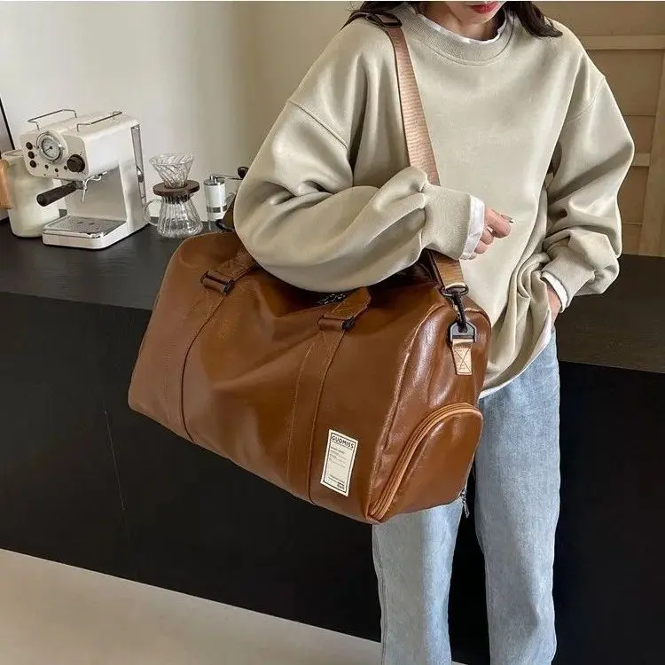 2025 Large Capacity Travel Bag for Women High-Quality Leather Short-Distance Handbag Travel Luggage Bag Crossbody Bag Waterproof Gym Bag