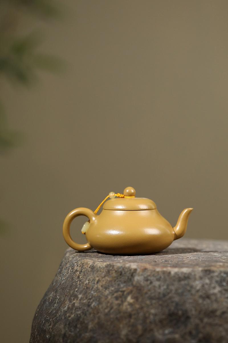 Product Introduction of Authentic Yixing Zisha Teapot - 100% Handmade Chinese Tea Set for English Breakfast/Earl Grey (Premium Gift for CNY/Mid-Autumn) 2