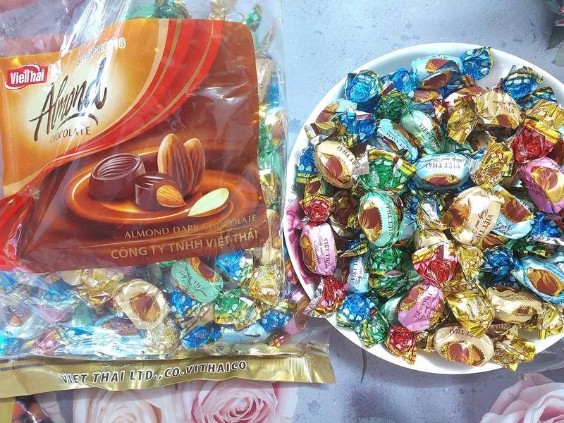 Kẹo Socola Nhân Hạnh Nhân Loại Ngon_Hàng Việt Thái