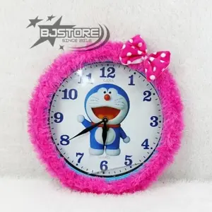 Bando jam dinding karakter pita cantik