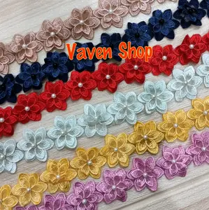 Renda Mutiara Bunga per 12 bunga