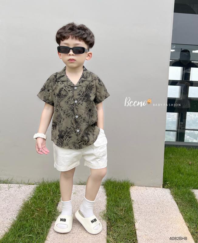 Set bộ sơ mi cổ ve mùa hè (áo+quần) Beemo hoạ tiết summer, áo thô hàn kèm quần kaki thoáng mát cho bé trai từ 9-25kg 4082BHB