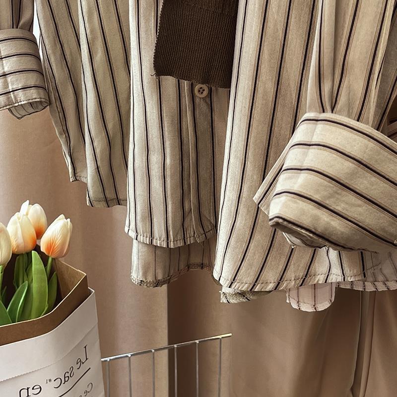 Product Introduction of Áo Sơ Mi Sọc Giả Hai Lớp, Khăn Choàng Mùa Thu OOTD, Áo Sơ Mi Nữ Dài Tay Phong Cách Pháp, Phong Cách Thường Ngày Độc Đáo Thiết Kế Đẹp, Thích Hợp Cho Mùa Xuân Và Mùa Thu 5