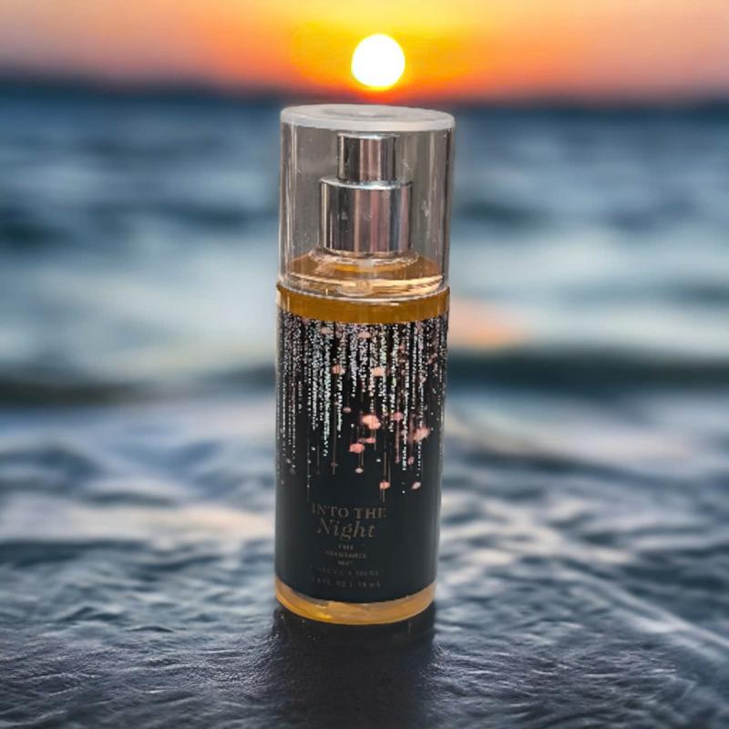 Product Introduction of Xịt Thơm Body Mist Unisex Quyết Rũ Ngọt Ngào Hương Thơm Dài Lâu 75ml 2