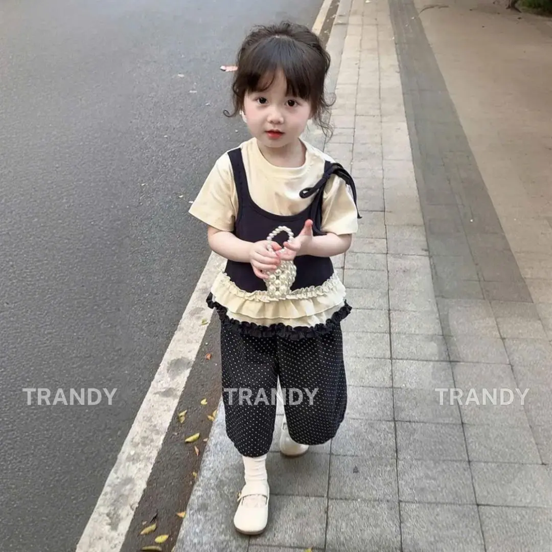 [TRANDY] Set Đồ Bộ Bé Gái 10-32kg áo phông phối yếm và quần chấm bi đi chơi đi học