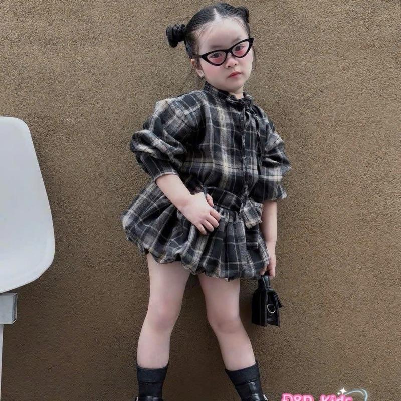 Sét kẻ sọc 2 chi tiết : sơ mi kẻ dài tay phối nơ buộc + kèm chân váy kẻ phồng bí phối đai nơ hai màu xinh cho bé gái từ 8-30kg