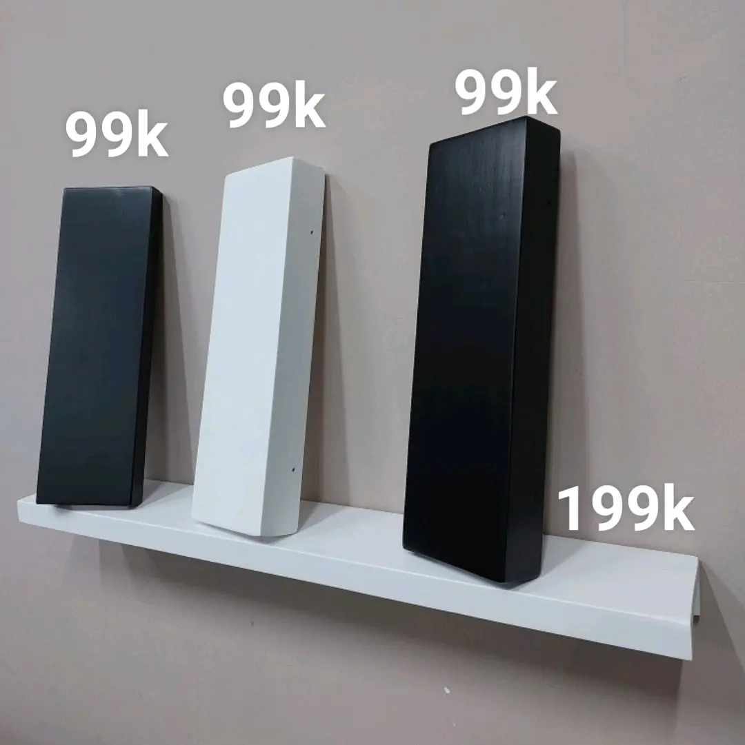 kệ treo tường có nhiều màu sắc trắng hoặc đen Giá gắn tường