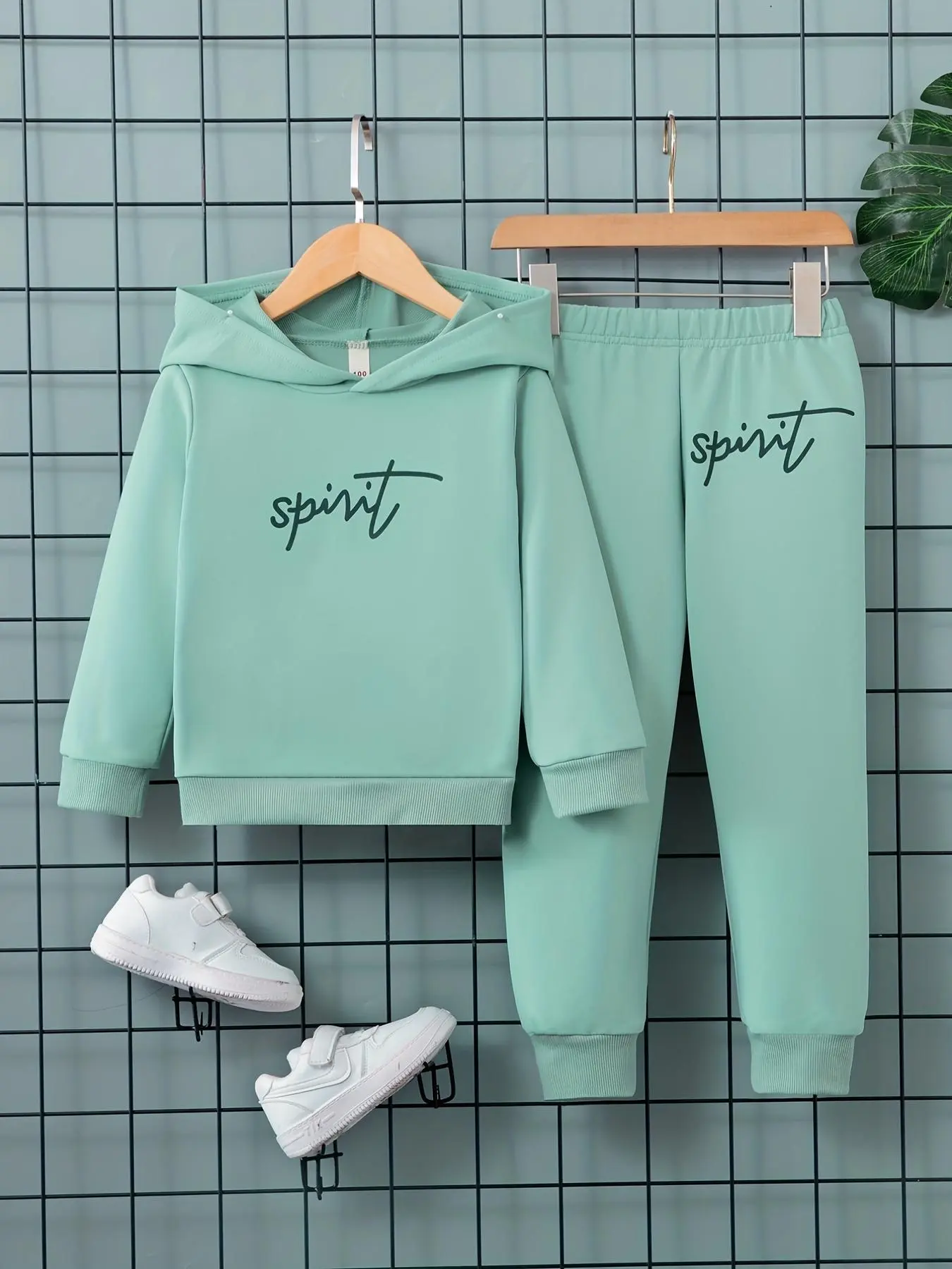 Toddler Boy's Letter Print Hoodie & Elastic Waist Sweatpants Set, Long Sleeve Pullover Top & Jogger Pants, Casual Spring & Fall Clothes for Kids Outdoor Holiday Sports