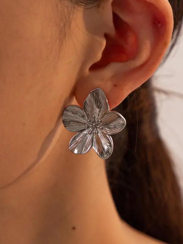 Textured Metal Flower Design Stud Earrings for Women, Prom Jewelry, Luxury Jewelry, 2025 Cute Fashionable Vintage Jewelry for Women for Party, Daily Decor, Trendy All-match & Exquisite Jewelry for Gift, Girls Birthday Gift 7