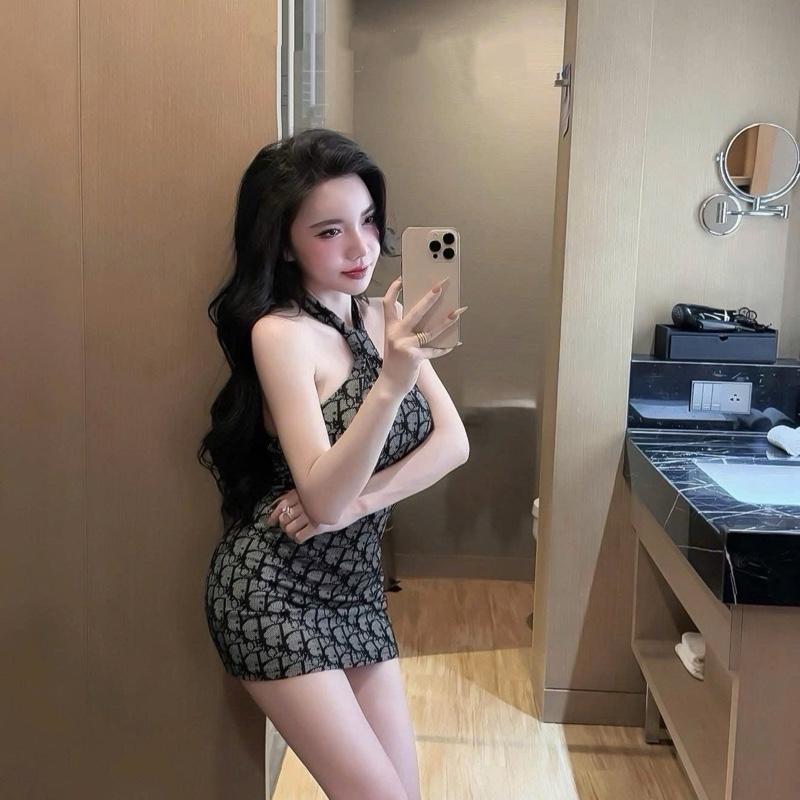 Váy Body Cổ Yếm Có Mút Sexy Sang Chảnh - Yl1065, freesize <57kg, chất vải dày dặn co dãn có mút, có nút gài sau cổ 4