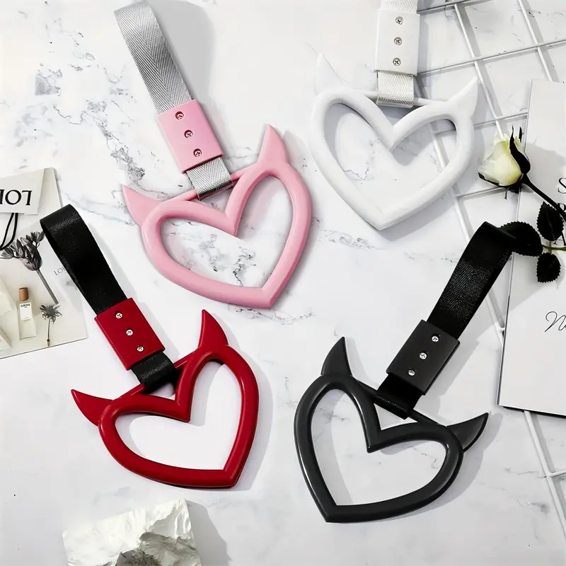 Universal Car Bumper Warning Ring, Portable Car Heart Shaped Handle Strap, Bumper Decoration Accessories for Vehicle, Bus, Truck 3