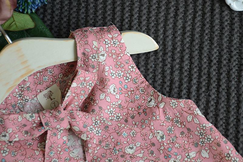 Product Introduction of Summer Children Sleeveless Bow Vest+shorts Floral Two-piece Suit 16