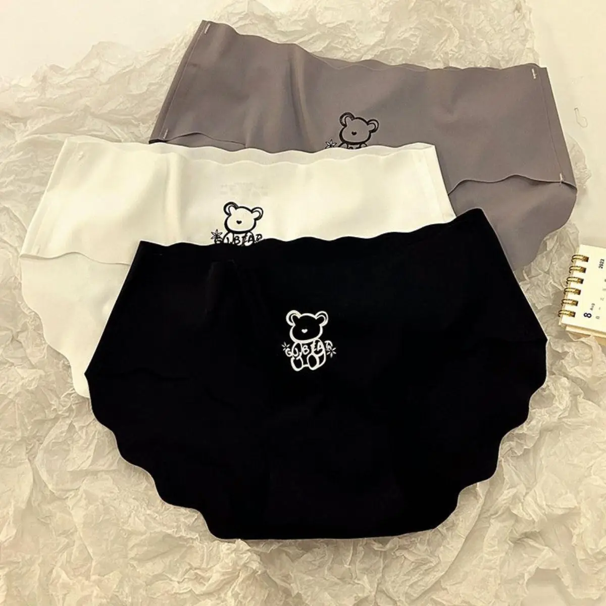 Set 10 (hoặc 5) Quần Lót Su Đúc Hình Gấu 5 Màu Đủ Size Cạp Thấp Mặc Không Lộ Viền MÃ 04 Nữ Women Mix đủ 5 màu KHÔNG CHỌN MÀU - 1