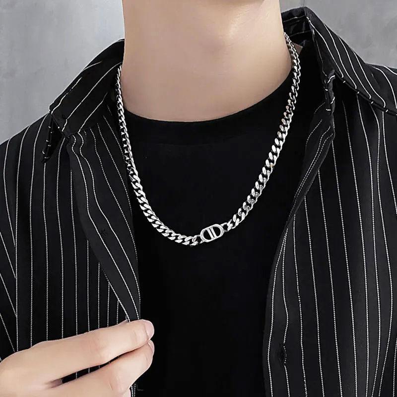 Product Introduction of Gold Thick Straps Pairs Letter D Necklace Hip Hop Cool Short Clavicle Chain All-Match Men's and Women's Same Bracelet Earrings Necklace Cuban Necklace 2
