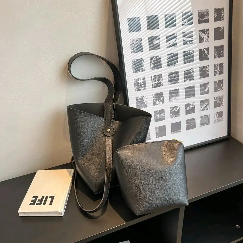 Korean Big Bucket Bag | Korean Bag | Import Bag | Tas Import Korea | Tas Korea | Premium Bag | Shoulder Bag | Tote Bag | Sling Bag | Korean Sling Bag | Aesthetic Bag | Classic Bag | Summer Bag | Fashion Bag 6