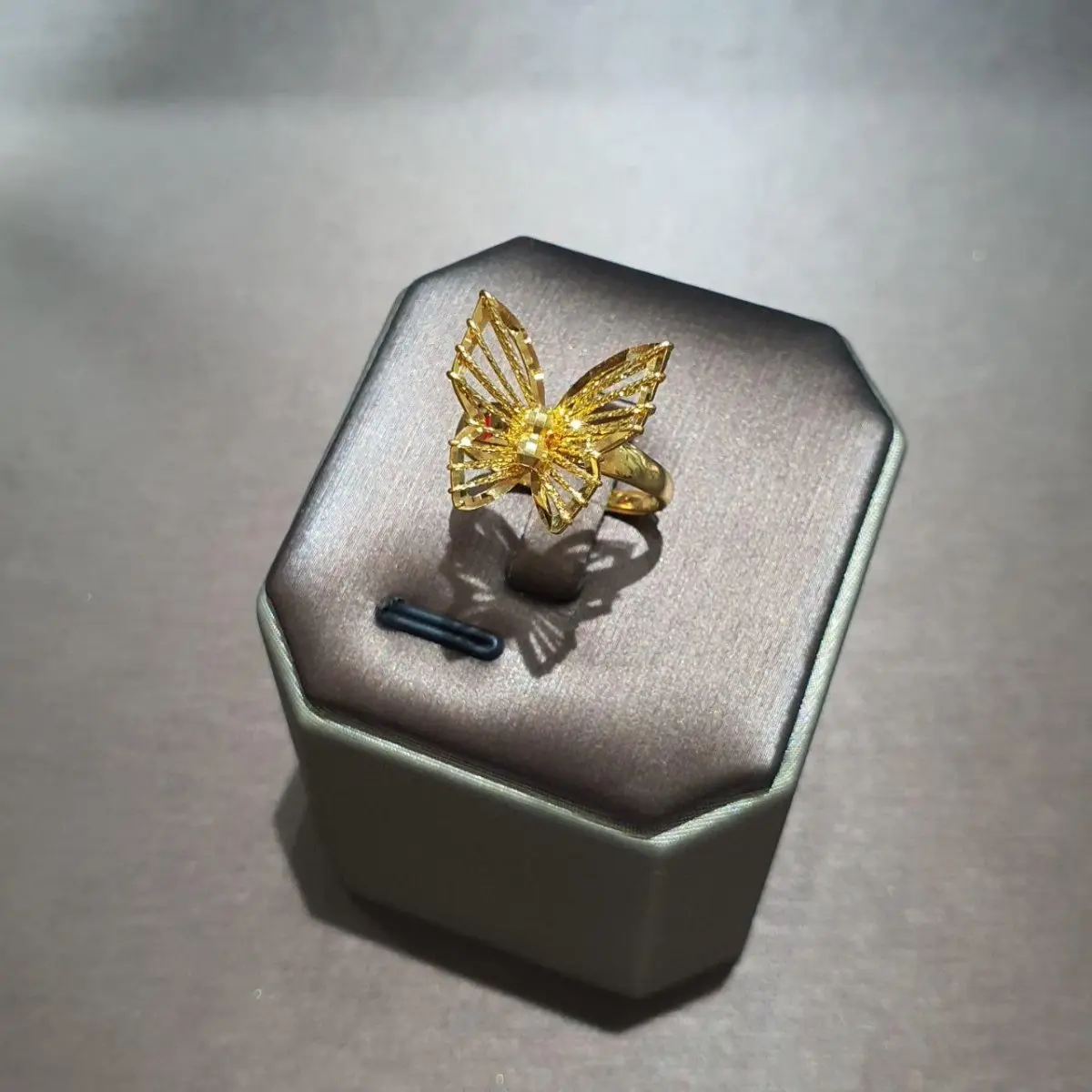 24k / 999 Gold Butterfly Ring by Best Gold Shop