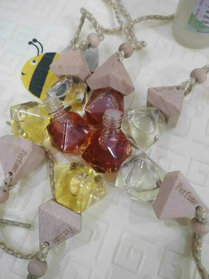 Tinh dầu treo xe, thơm mát, nguyên chất, sang xịn mịn