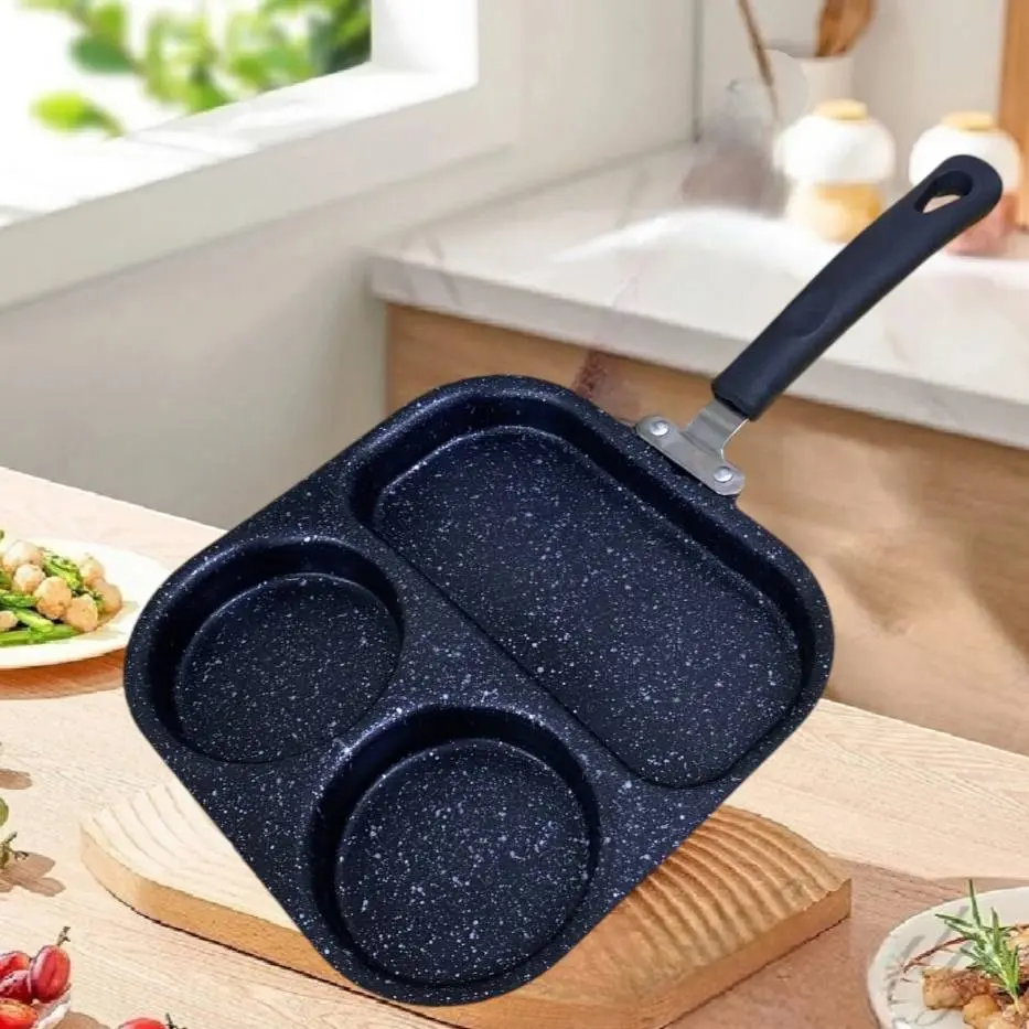 กระทะทอดไข่ 3 หลุม ด้ามพลาสติก เคลือบ Non-Stick