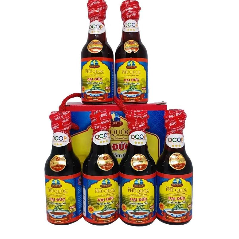 Nước mắm cốt 43° đạm 6 chai thủy tinh tổng 300ml , nguyên chất,dùng để chấm ăn sống, không có chất bảo quản, Nước Sốt Chua Cay , 6