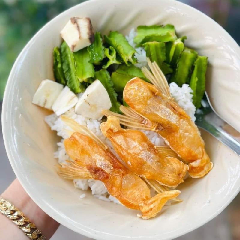 500gram Food Ức mỡ cá dứa ( cá basa ), không chất bảo quản, phơi nắng tự nhiên ( vị mặn vừa ăn) khô bụng 2